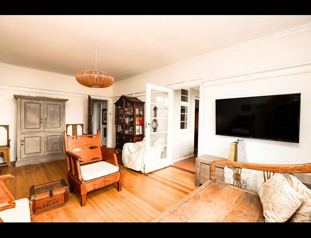 1.5 BEDROOM APARTMENT FOR SALE IN ESSENWOOD